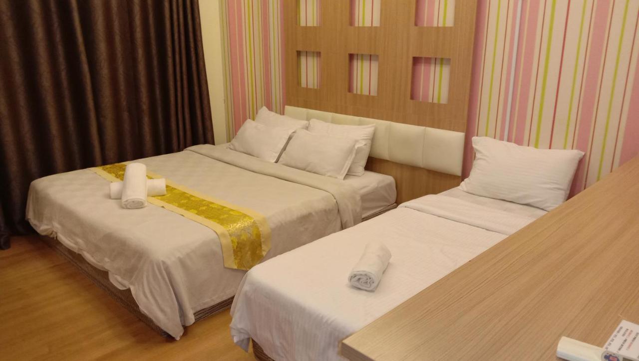 Hotel Zamburger De Melaka מראה חיצוני תמונה