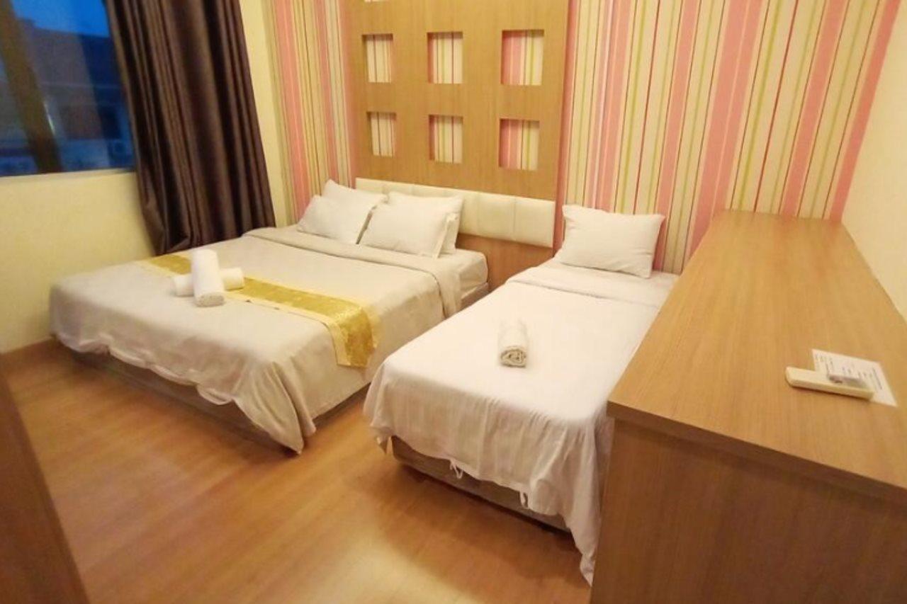 Hotel Zamburger De Melaka מראה חיצוני תמונה