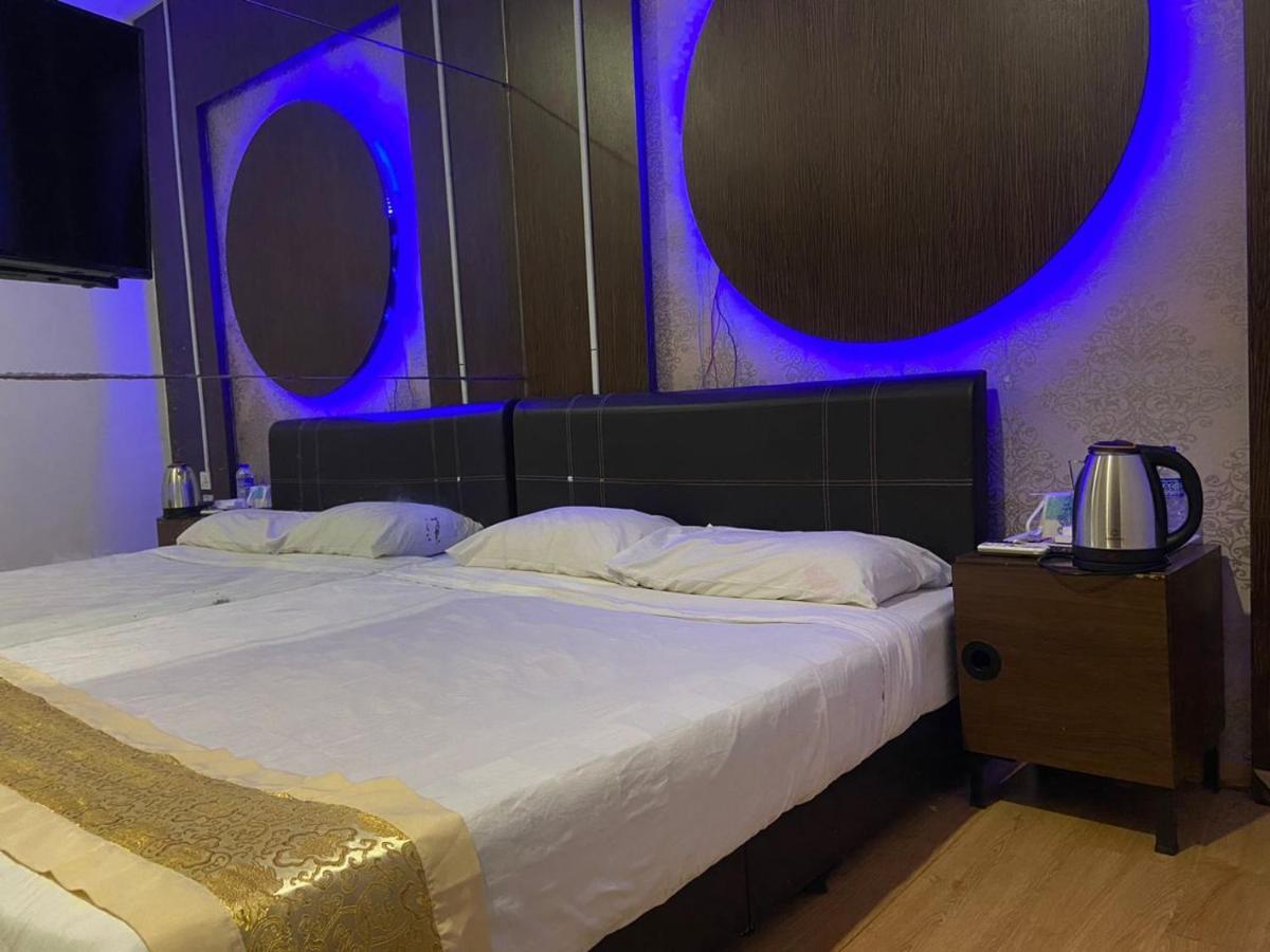 Hotel Zamburger De Melaka מראה חיצוני תמונה