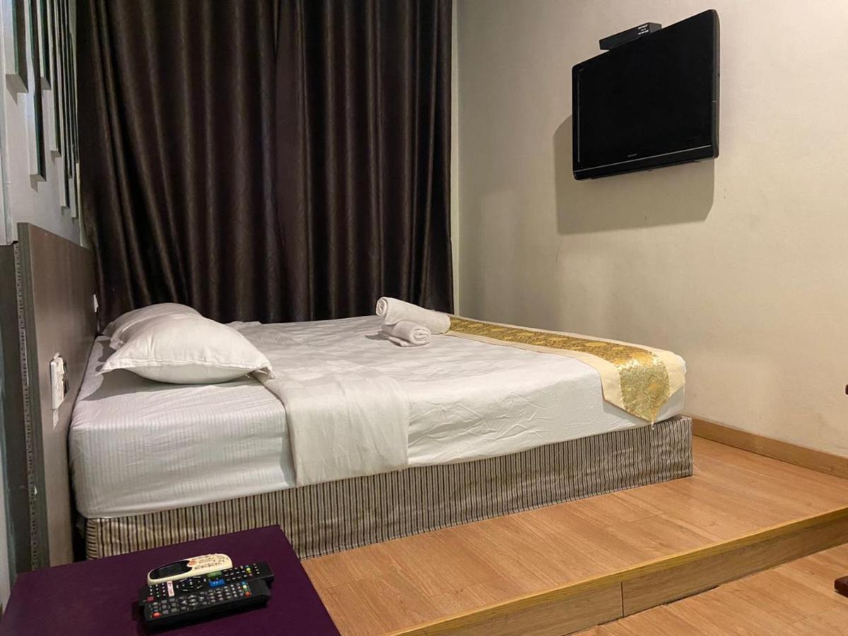 Hotel Zamburger De Melaka מראה חיצוני תמונה