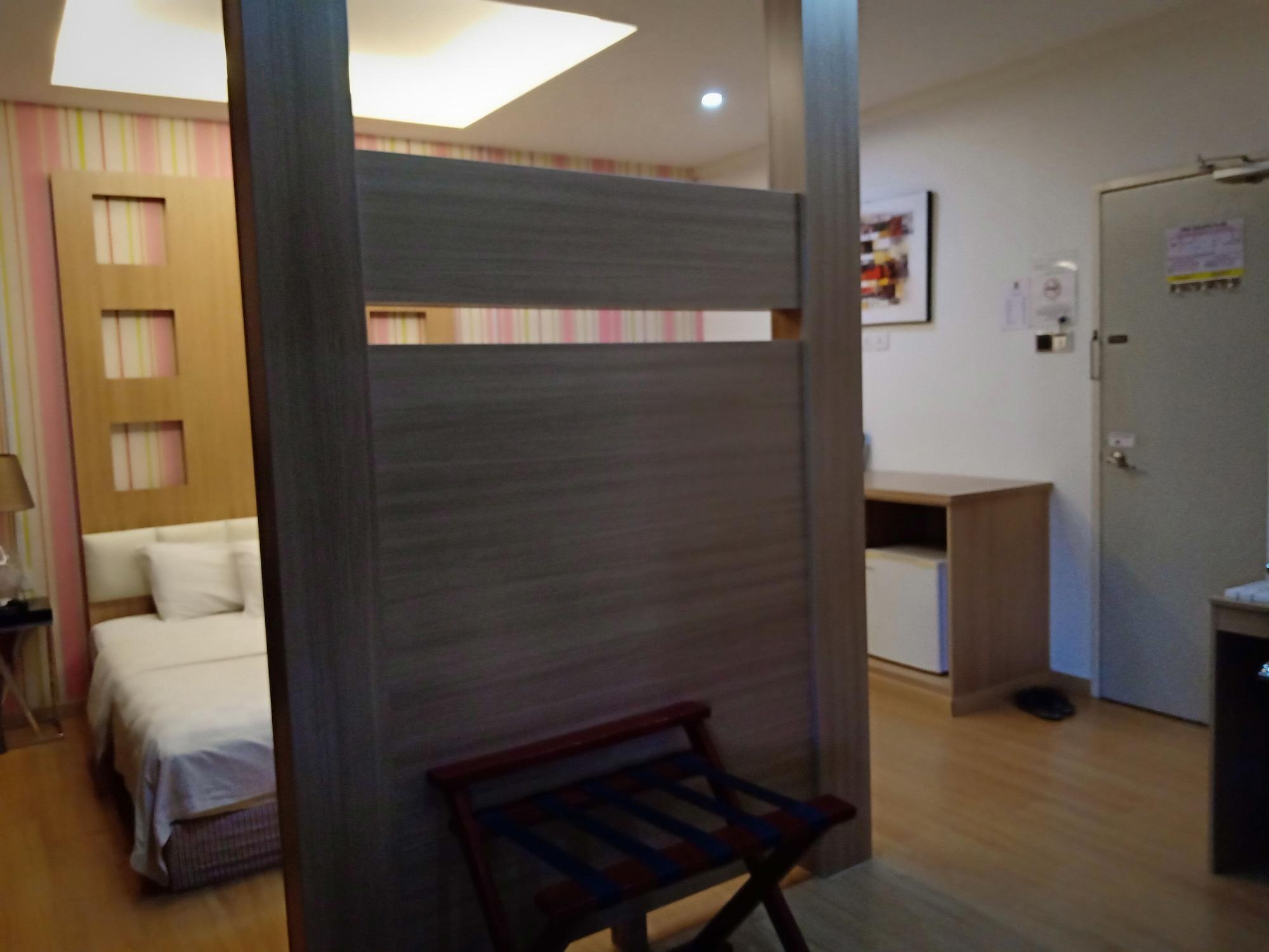 Hotel Zamburger De Melaka מראה חיצוני תמונה